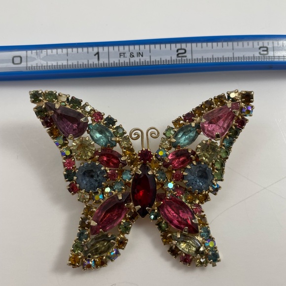 Vintage Butterfly brooch - Picture 2 of 3